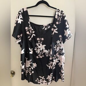 Torrid Challis Peplum Sweetheart Top - Alessa Floral Deep Black